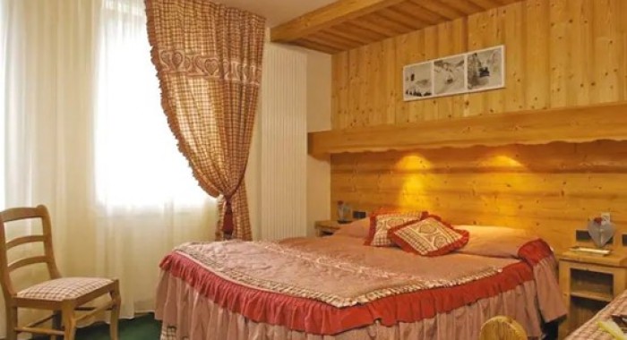 Hotel Sporting, Morzine ski chalet, image 4